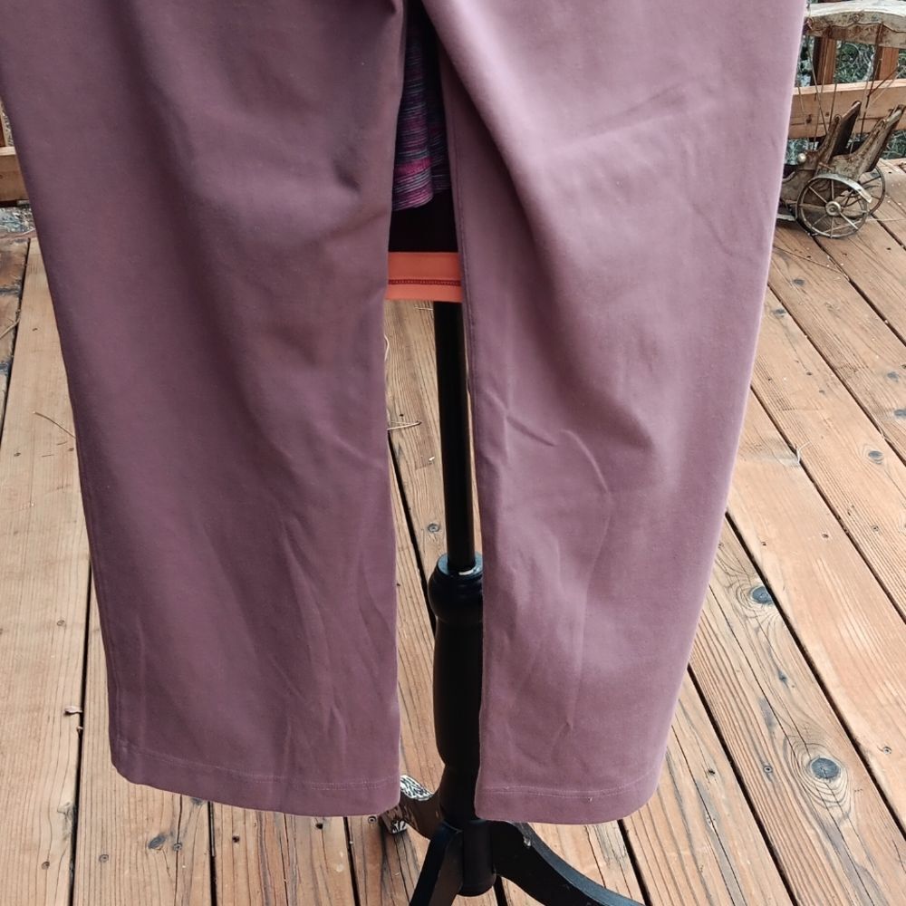 Duluth Trading Co. - Picture 3 of 10